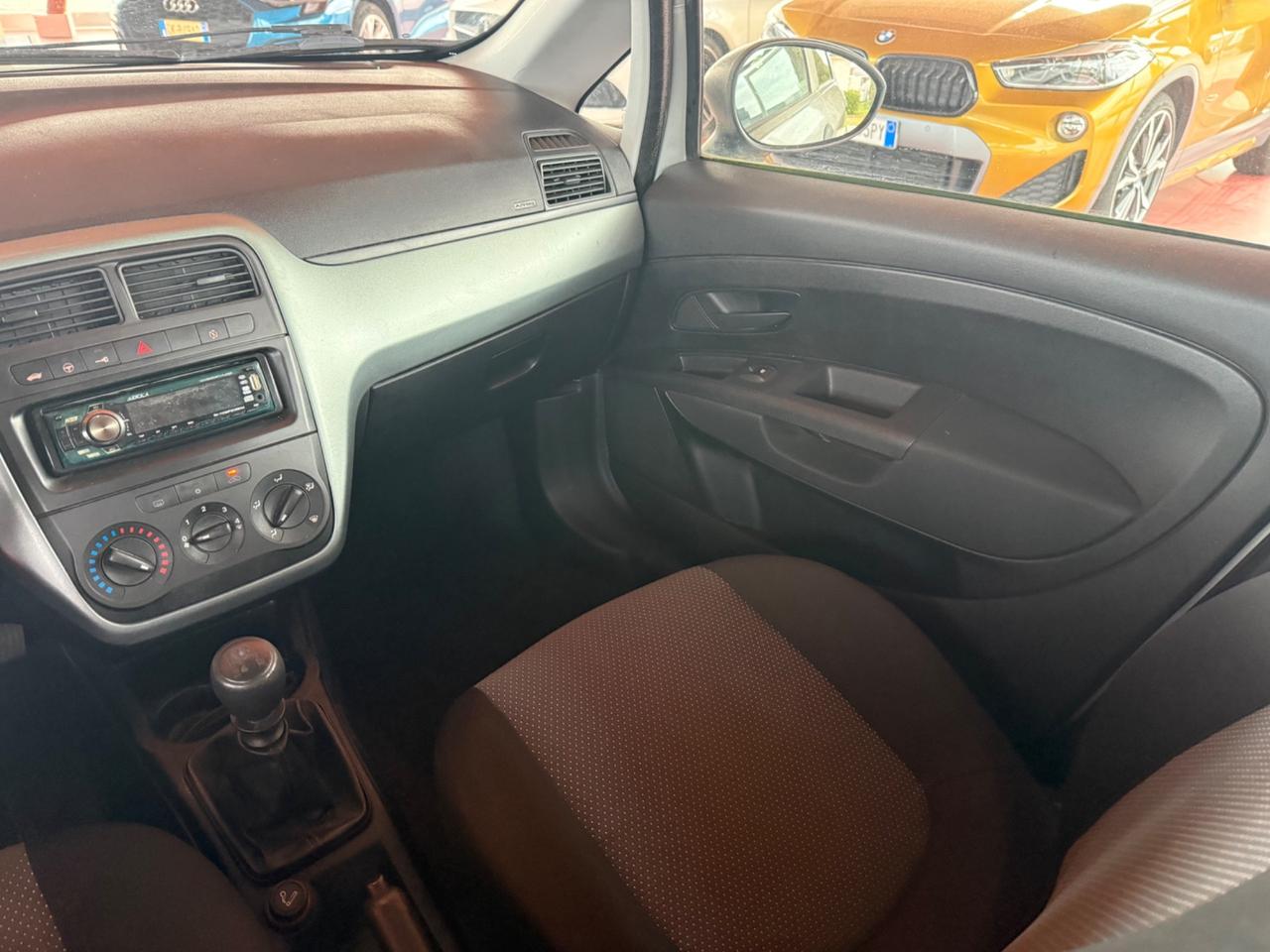 Fiat Punto Evo 1.2 Benzina - Neopatentati