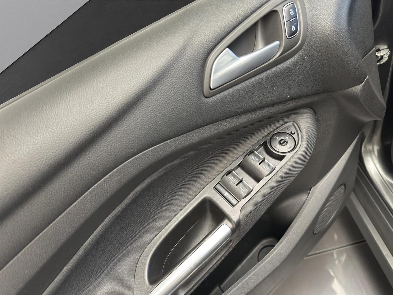 Ford C-Max 1.0 ecoboost Plus s&s 100cv