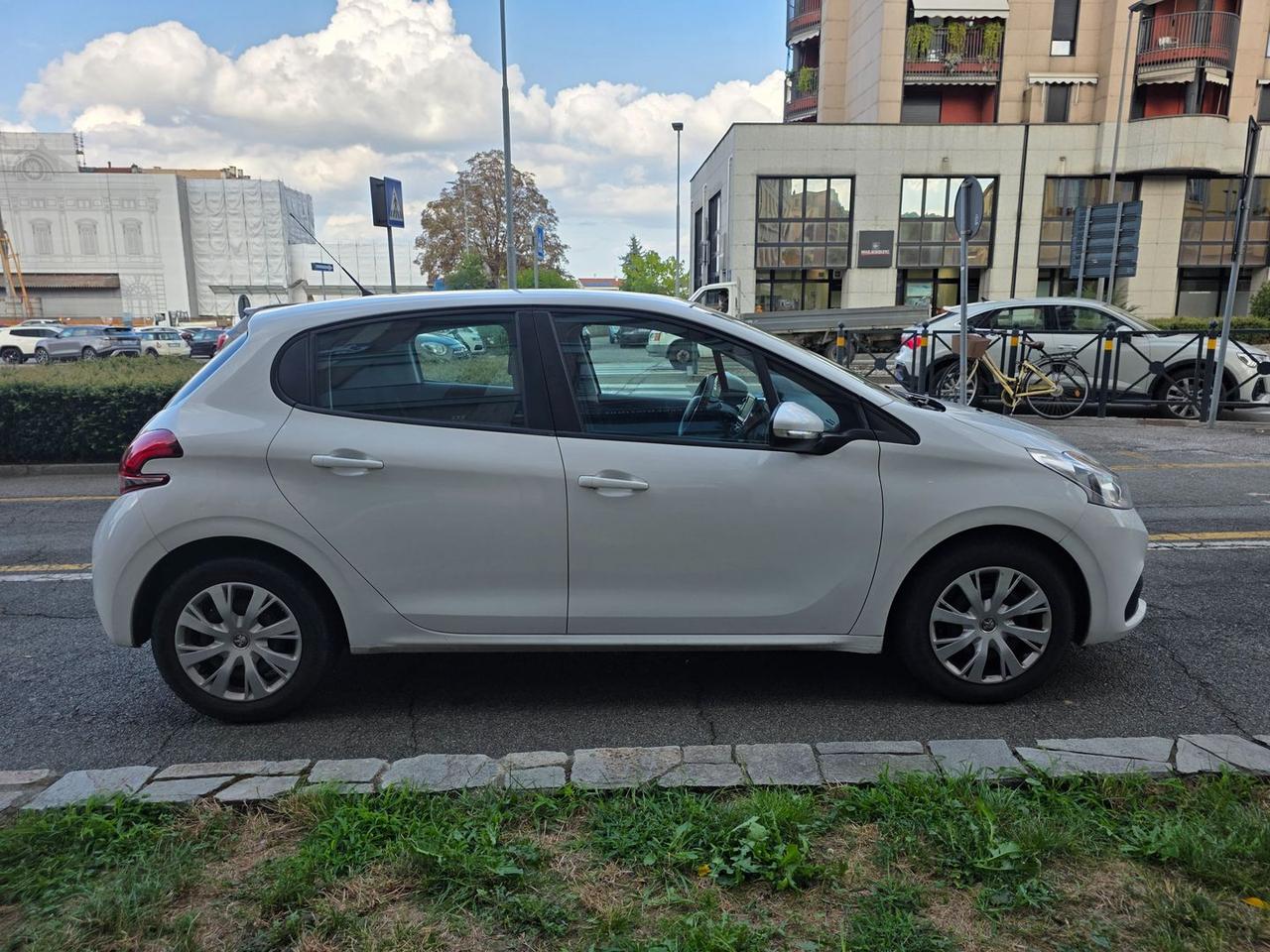 Peugeot 208 1.2 PureTech 82 LPG #6794