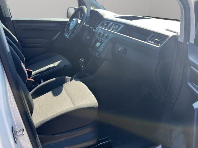 VOLKSWAGEN Caddy 2.0TDI 4MOTION 4X4