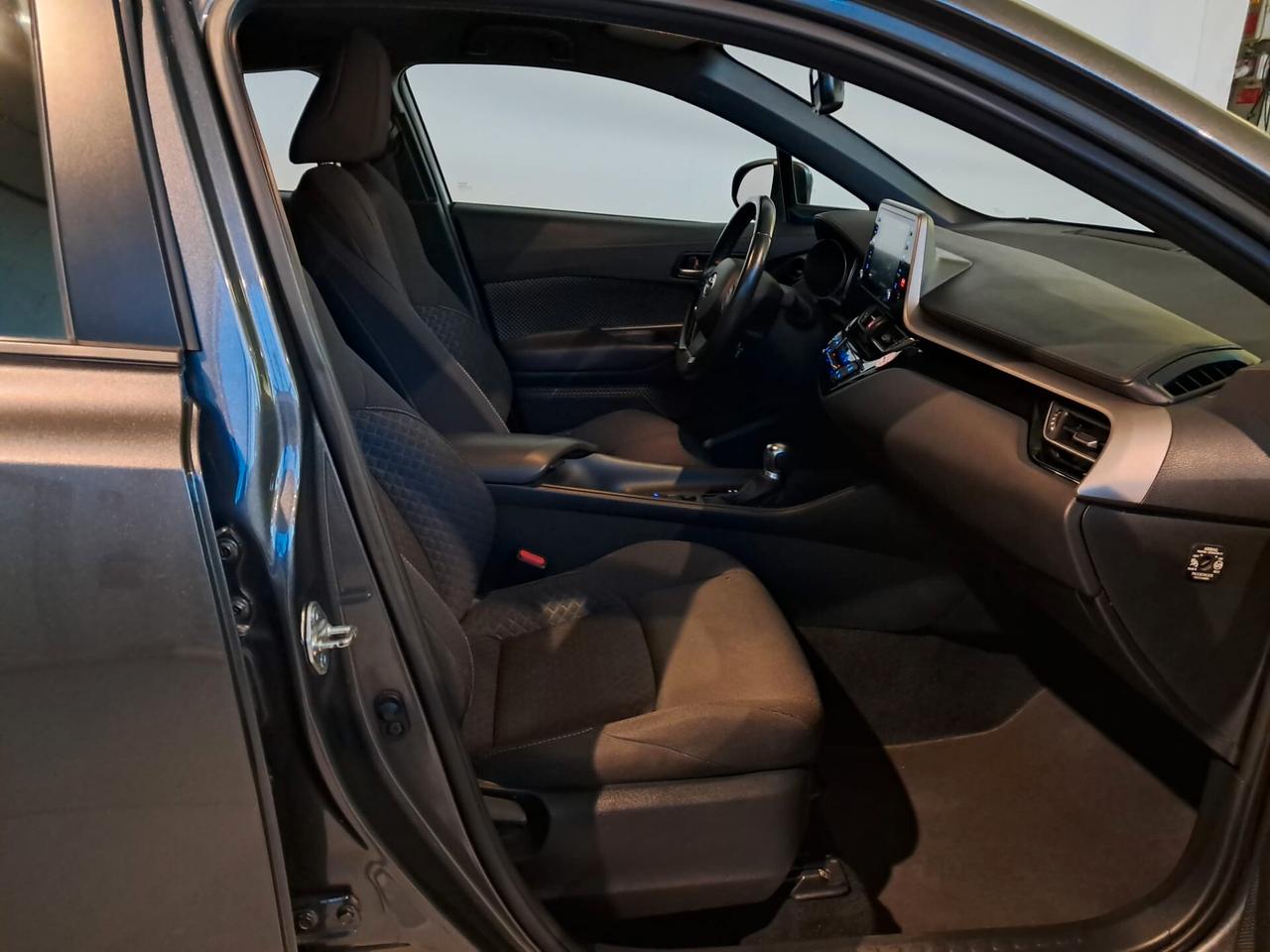Toyota C-HR 1.8 Hybrid E-CVT Business