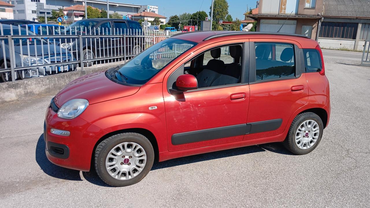 Fiat Panda 1.2 Lounge MODELL 2013 NEO PATENTATI PREZZO CON FINANZIAMNETO