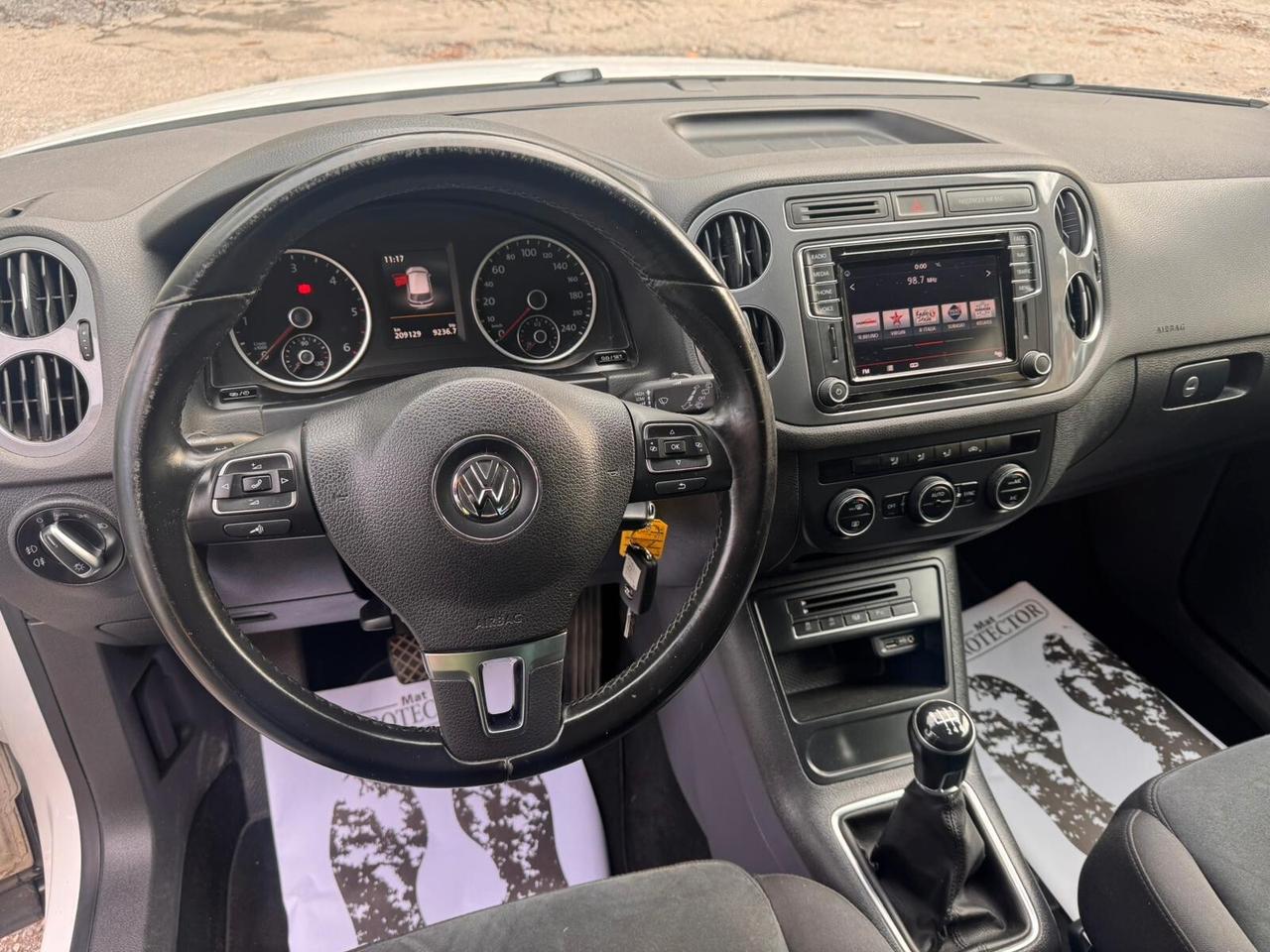 Volkswagen Tiguan 2.0 TDI 110 CV Sport & Style BlueMotion Technology E6