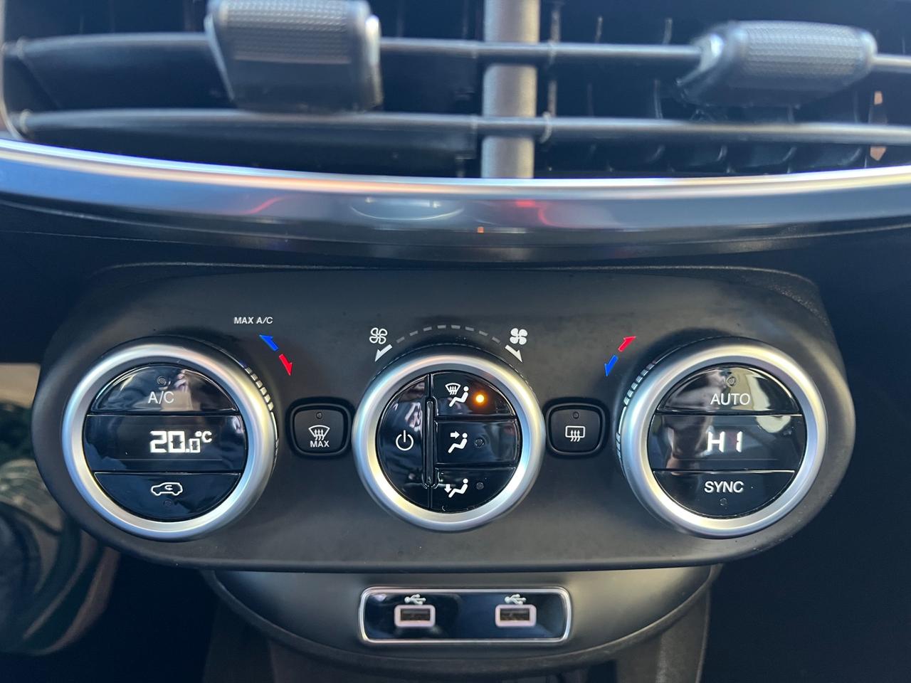 Fiat 500X 1.3 MultiJet 95 CV Red