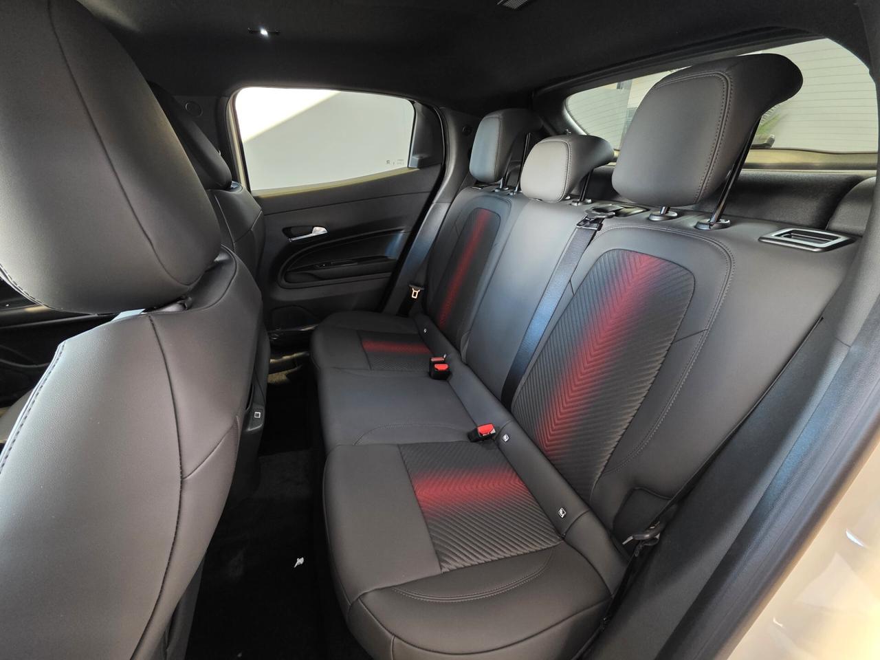 Alfa Romeo Junior 1.2 136 CV Hybrid eDCT6 Speciale