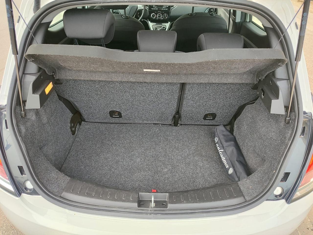 Lancia Ypsilon 1.0 Hybrid FireFly SILVER 2022