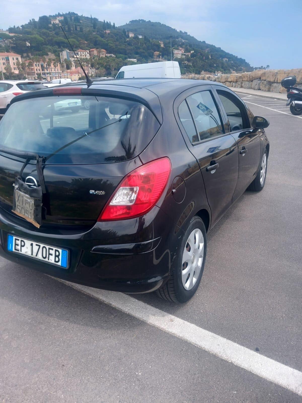 Opel Corsa 1.2 85CV 5 porte GPL-TECH One