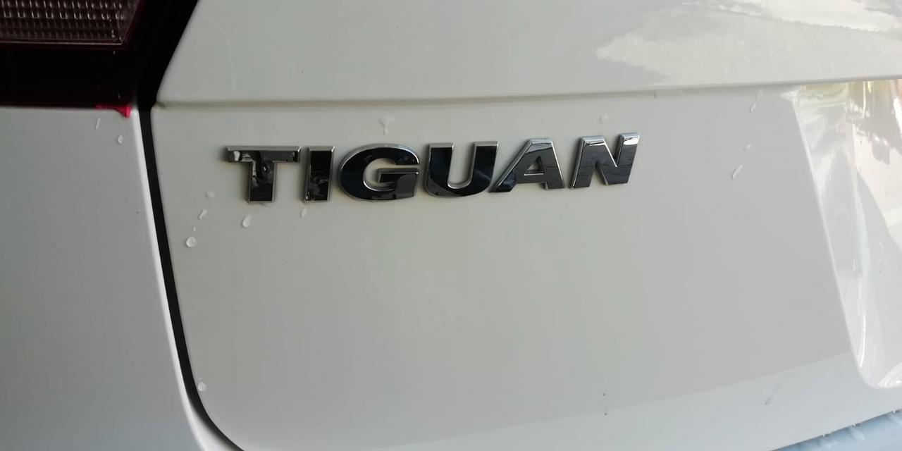 Volkswagen Tiguan 2.0 TDI SCR DSG Business BlueMotion Technology