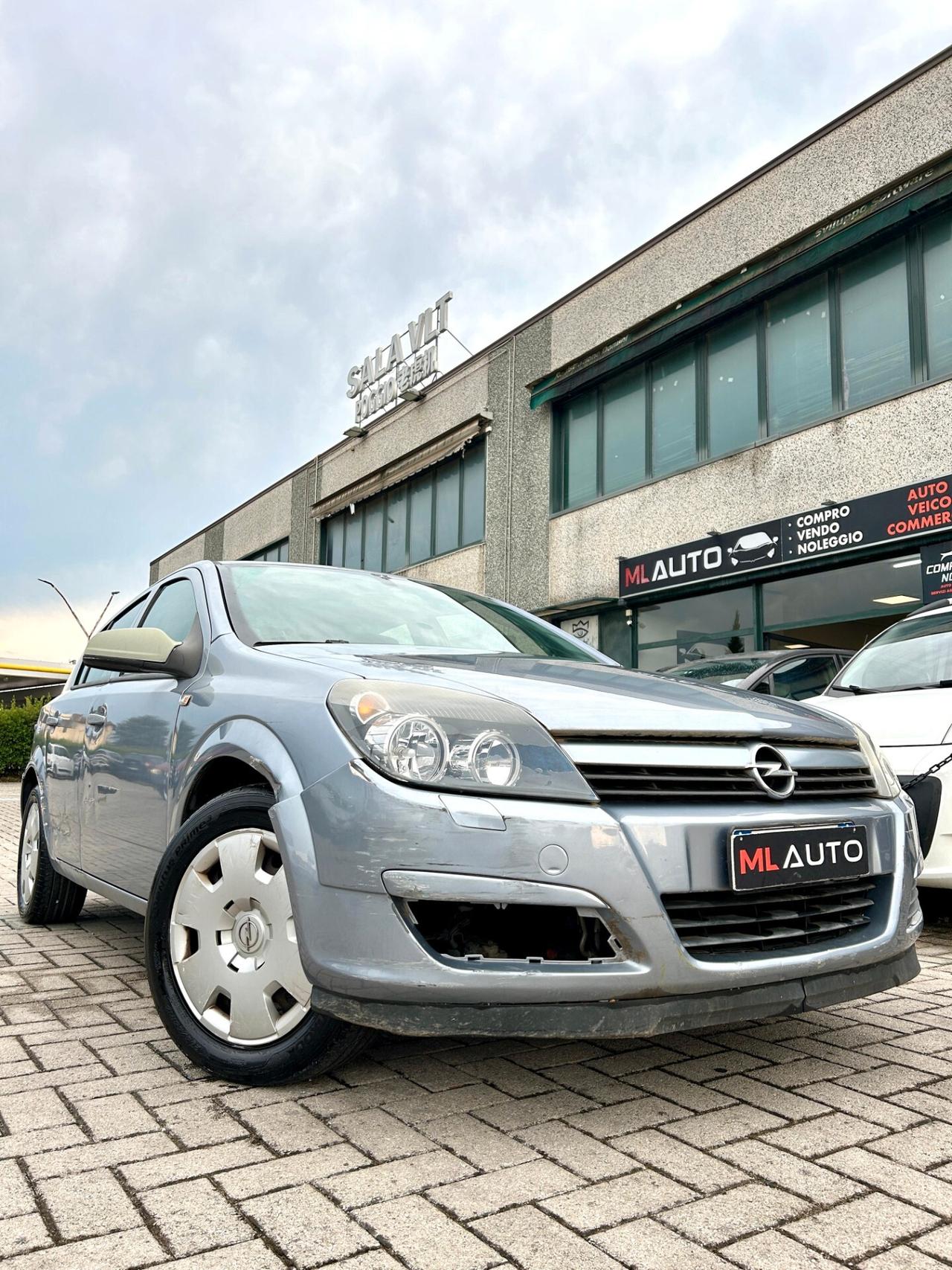Opel Astra 1.4 16V Twinport 5 porte Cosmo - OK NEOPATENTATO