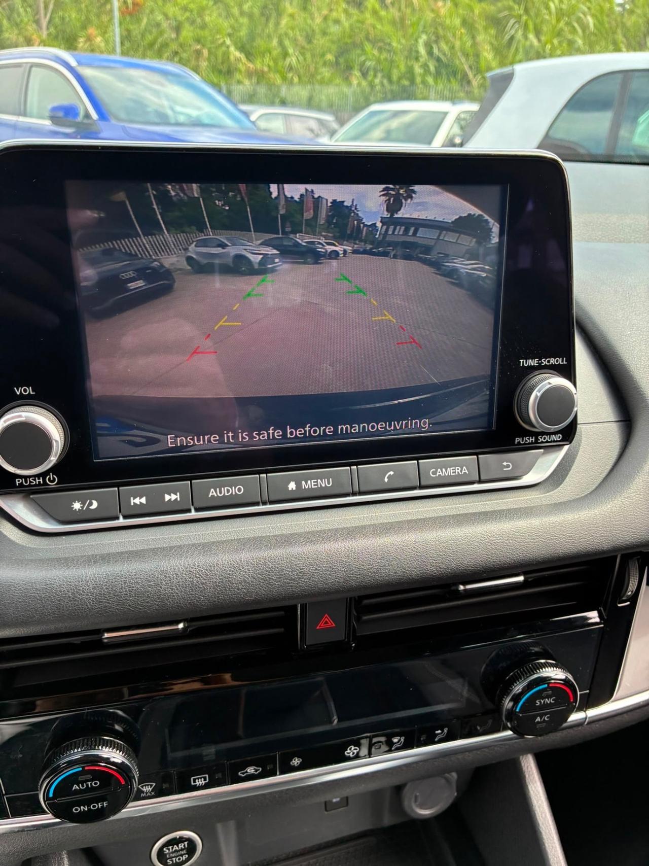 Nissan Qashqai MHEV 140 CV Business