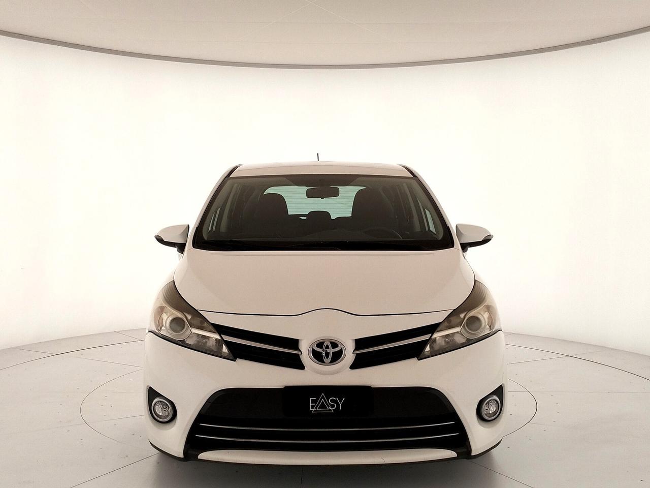 Toyota Verso 1.6 D-4D - 7 POSTI
