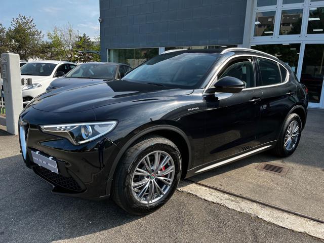 ALFA ROMEO Stelvio 2.0 Turbo 200 CV AT8 Q4 Super KM 0