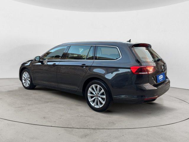 VOLKSWAGEN Passat Variant 2.0 TDI SCR EVO DSG Business