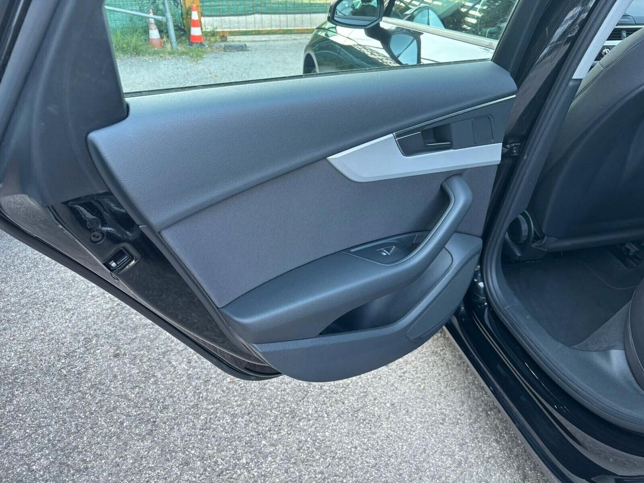 Audi A4 Avant 2.0 TDI 163 CV S tronic Ibrida
