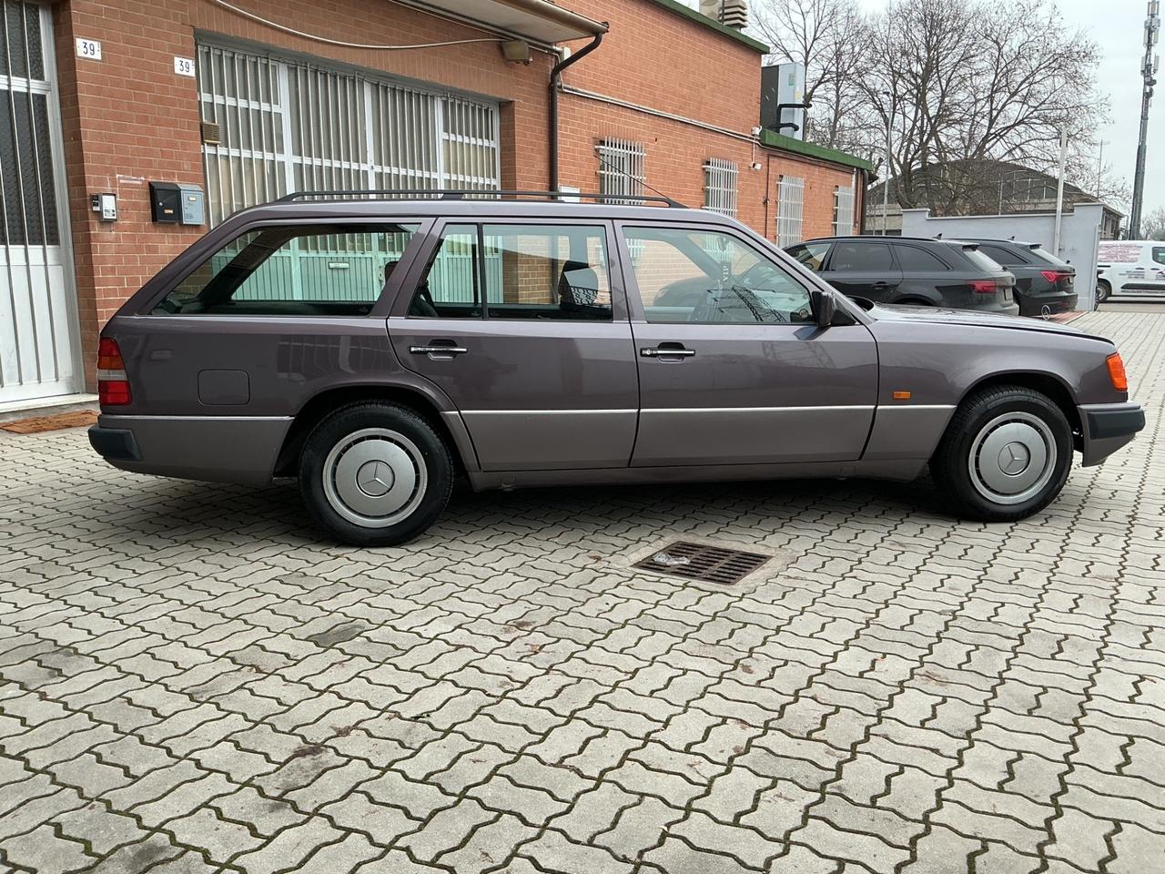Mercedes-benz E 200 Station Wagon