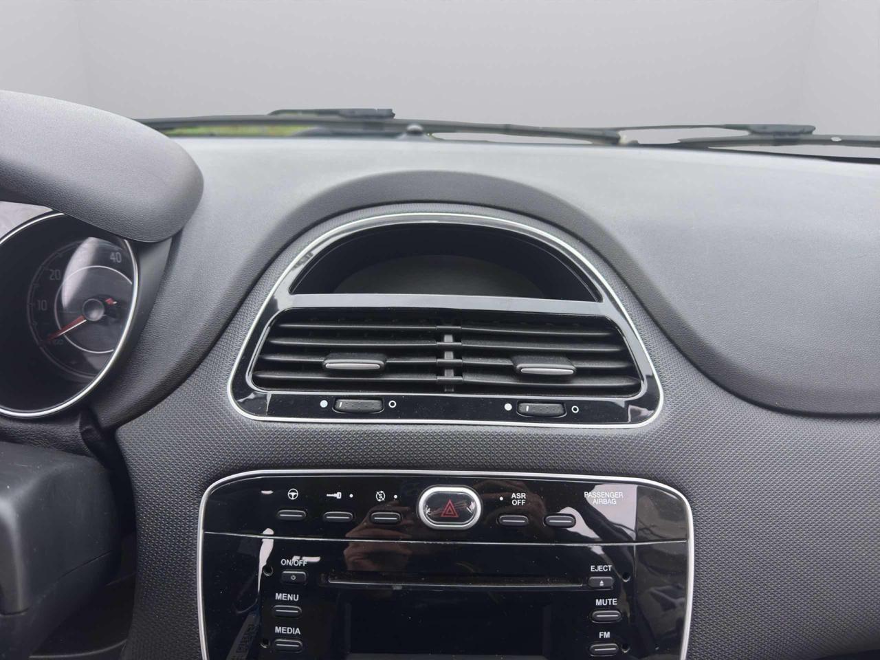 Fiat Punto 1.3 MJT 95 CV STREET-CRUISE-SENSORI-X NEOPATENTATI