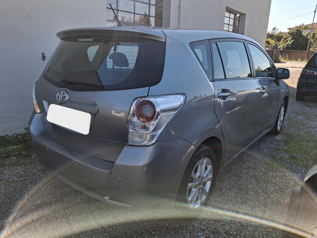 Toyota Verso 2.0 D Sol 7 posti