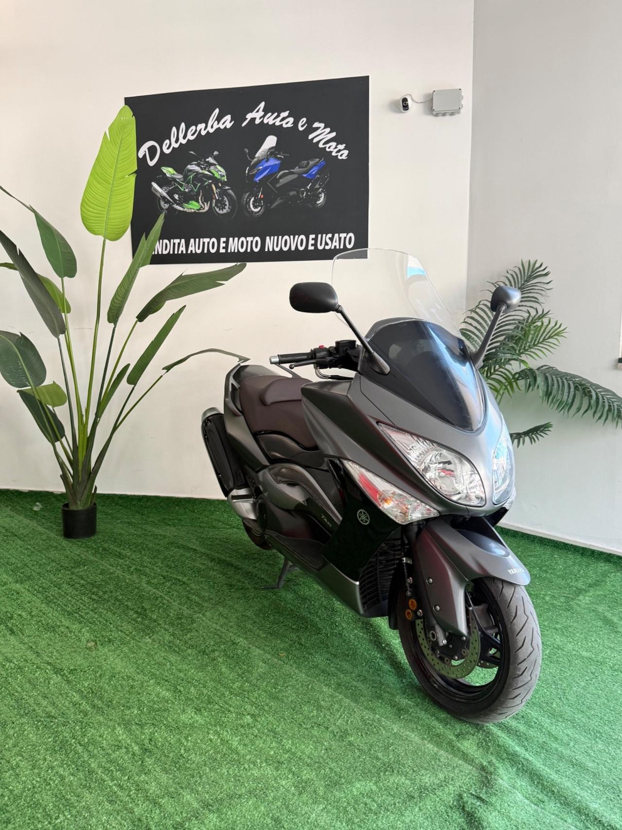 Yamaha T Max