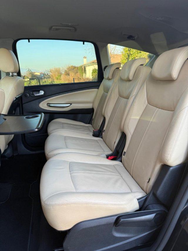 FORD S-Max 2.0 TDCi 163CV Powershift TITANIUM 7 POSTI-PELLE