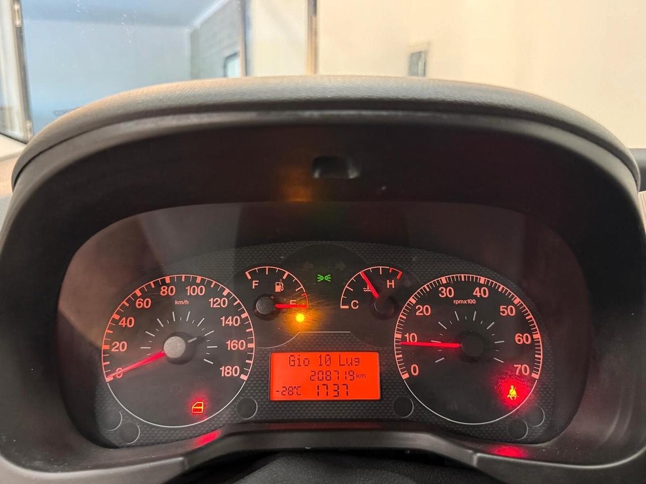 Fiat Qubo 1.3 MJT 75 CV Trekking GANCIO TRAINO