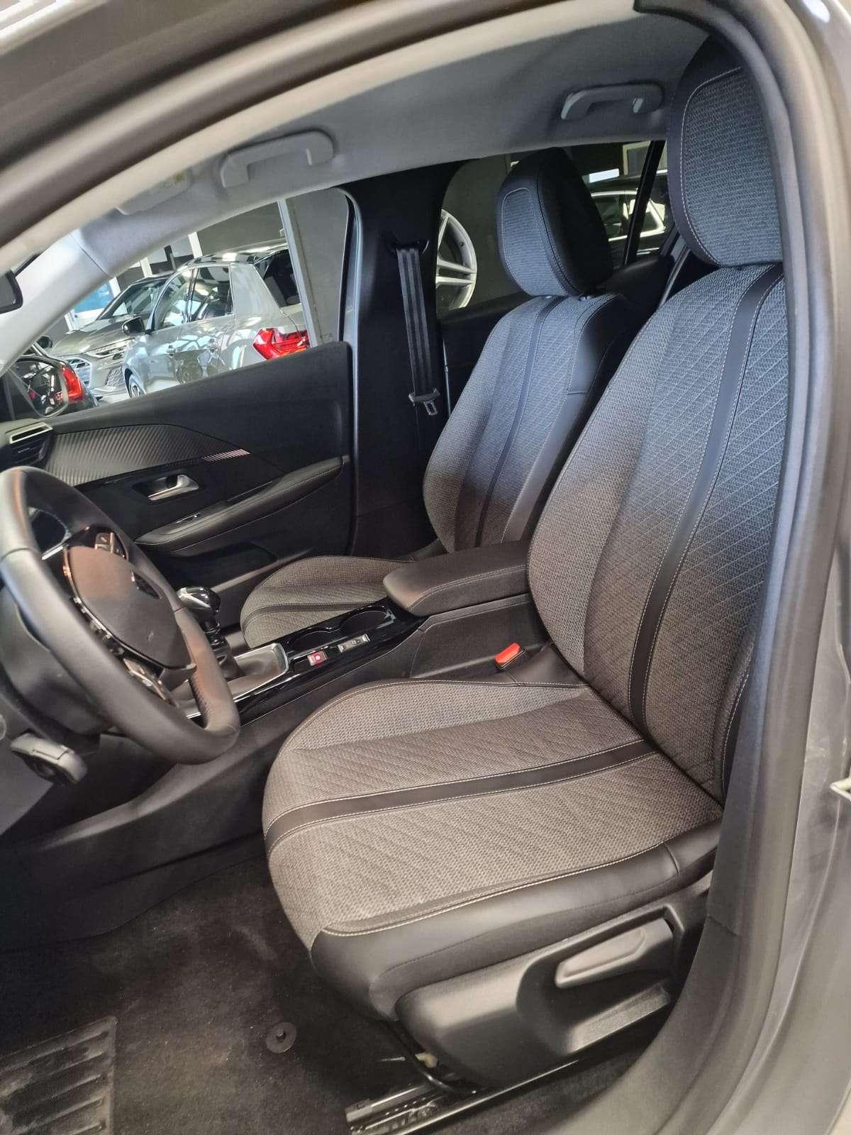 Peugeot 208 208 1.2 puretech Allure