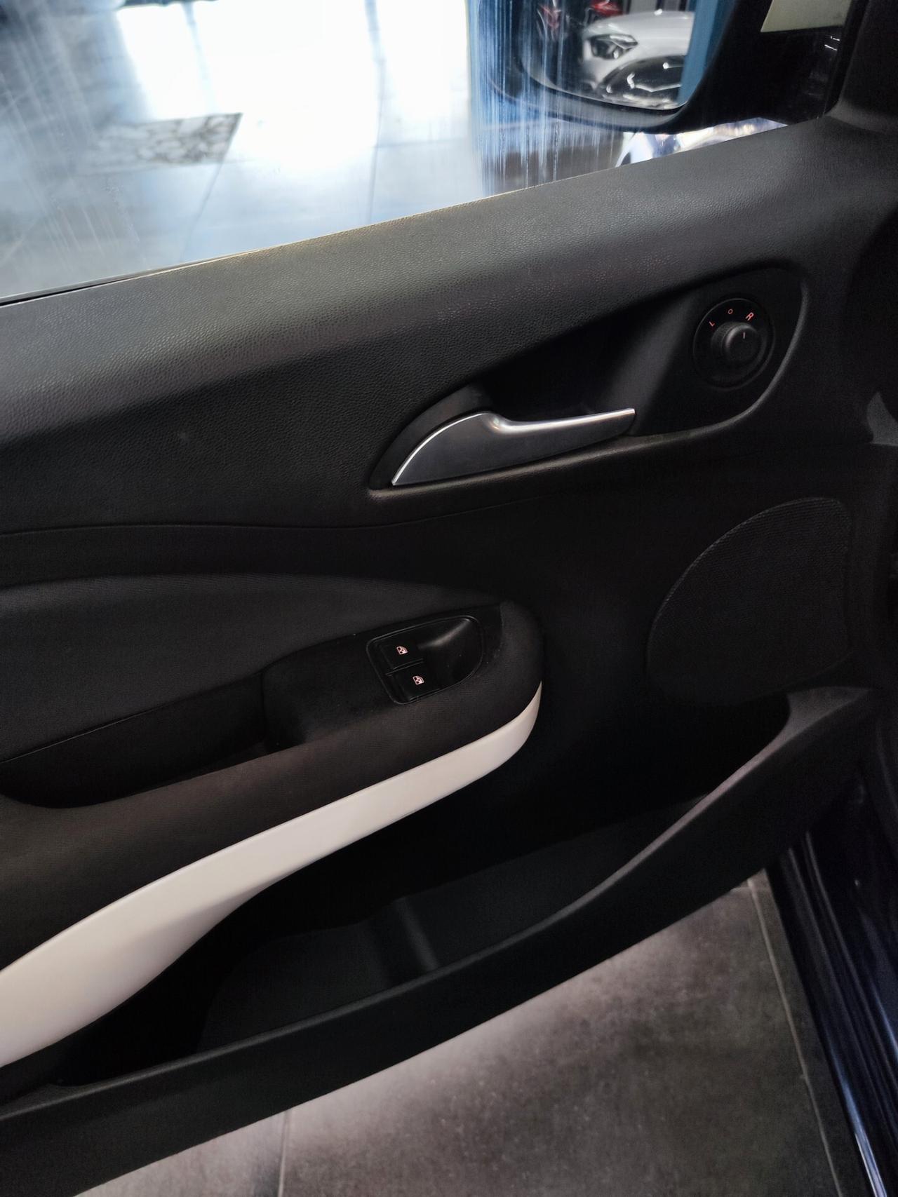 Opel Adam 1.4 87 CV GPL Tech Glam TETTO APRIBILE