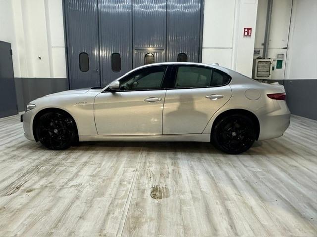 Alfa Romeo Giulia 2.2 Turbodiesel 210 CV AT8 AWD Q4 Veloce