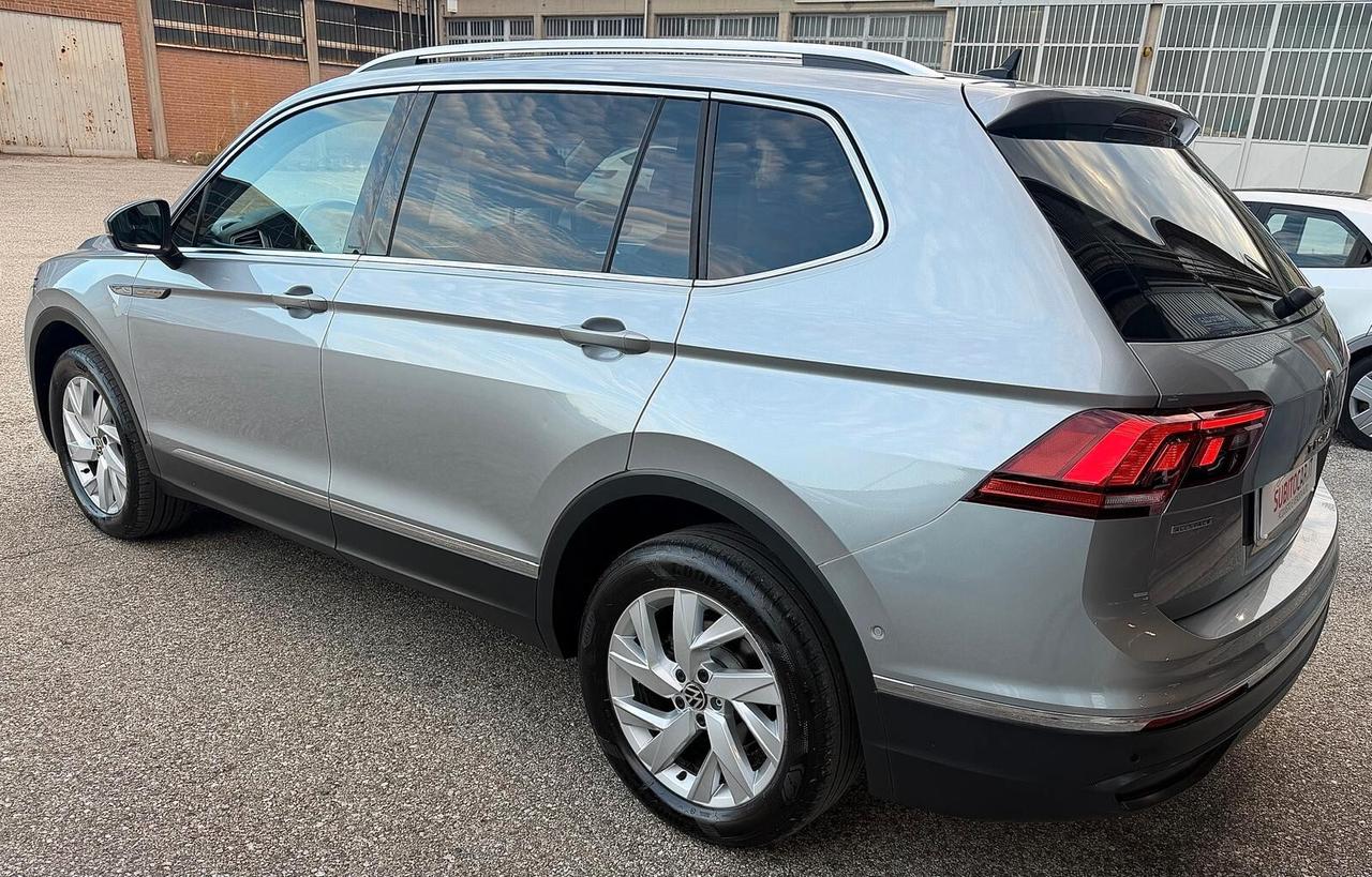 Volkswagen Tiguan Allspace 2.0 TDI SCR DSG 4MOTION Life 7 posti
