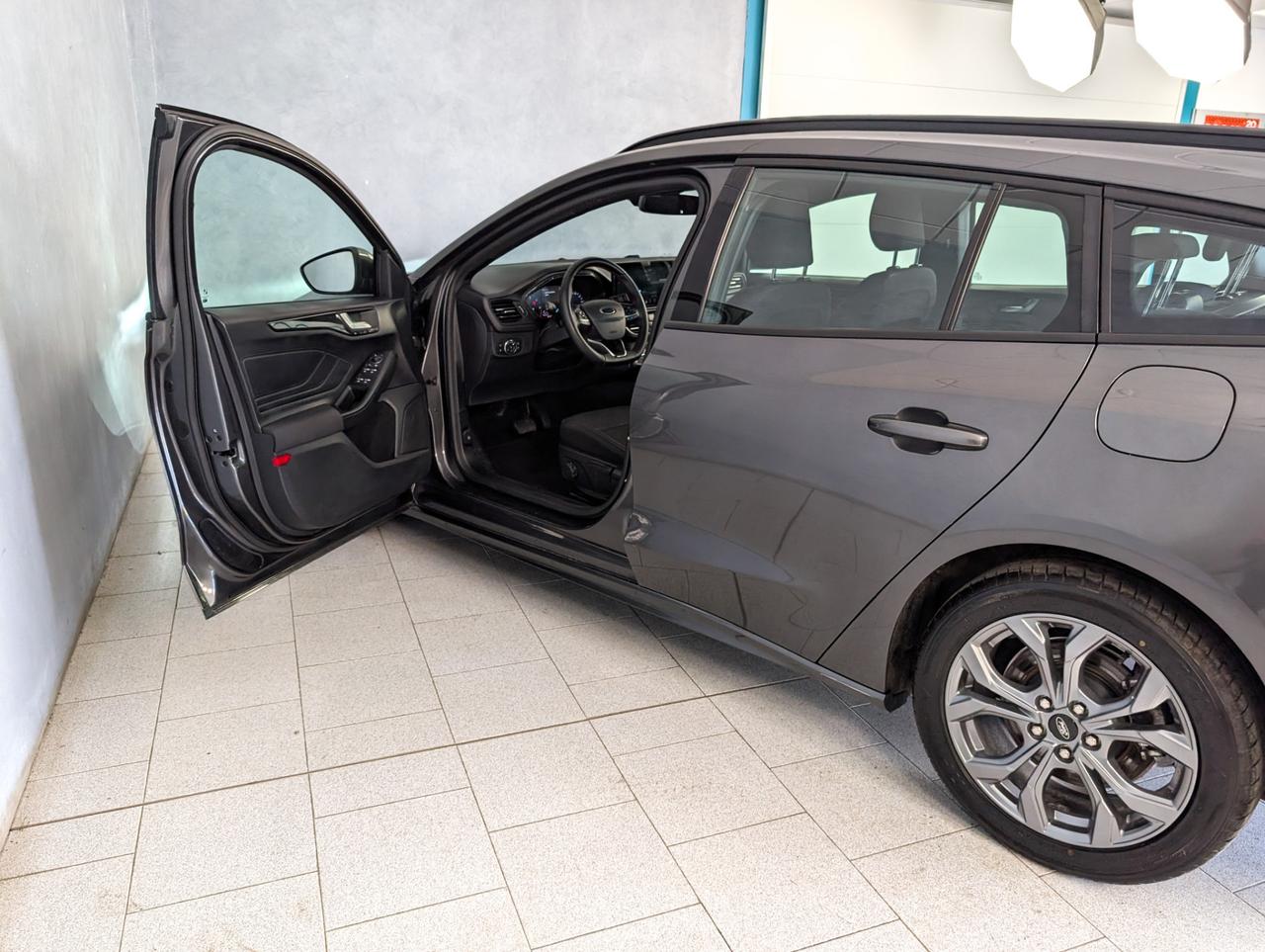 Ford Focus 1.5 ecoblue 115cv Automatic ST-Line Design