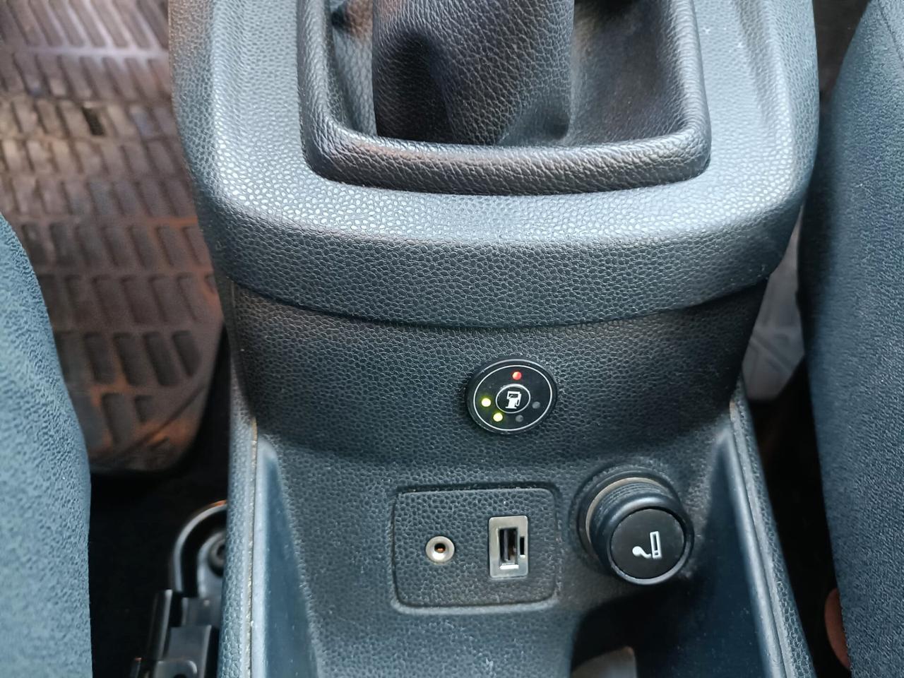 Ford Fiesta 1.4 5 porte Bz.- GPL Titanium