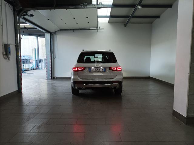 MERCEDES-BENZ GLB 200 d Automatic Sport