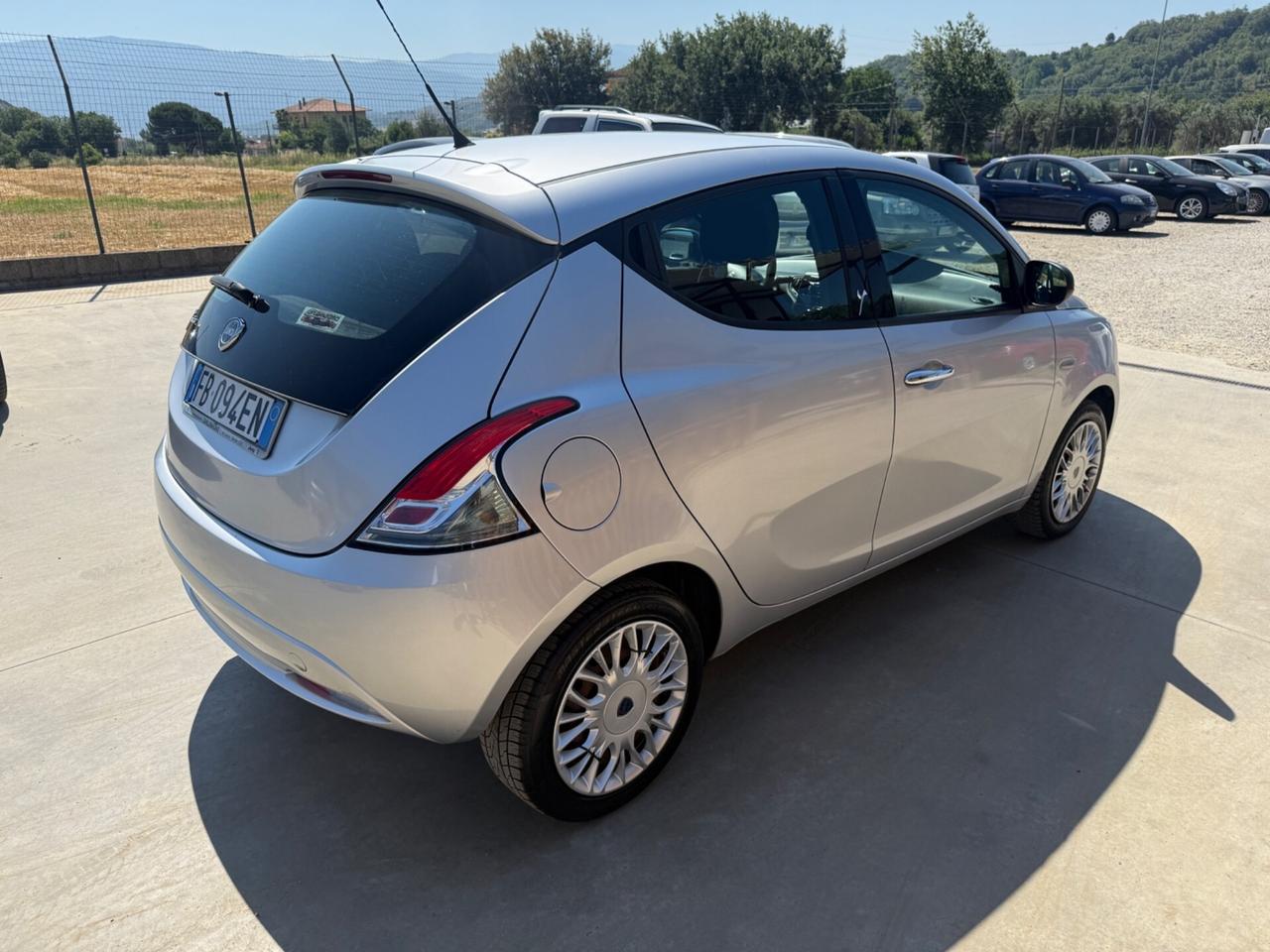 Lancia Ypsilon 1.3 MJT 16V 95 CV 5 porte 12/2015