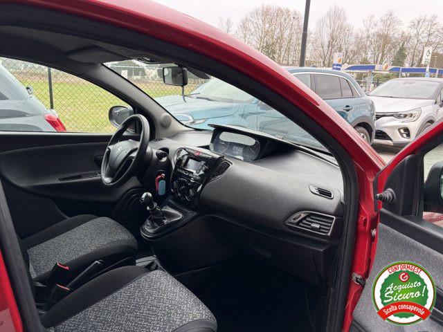 LANCIA Ypsilon 1.0 Hybrid Ecochic ANCHE PER NEOPATENTATI