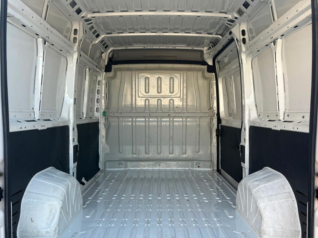 Fiat Ducato Peugeot Boxer 330 2.2 BlueHDi 140 cv L2H2