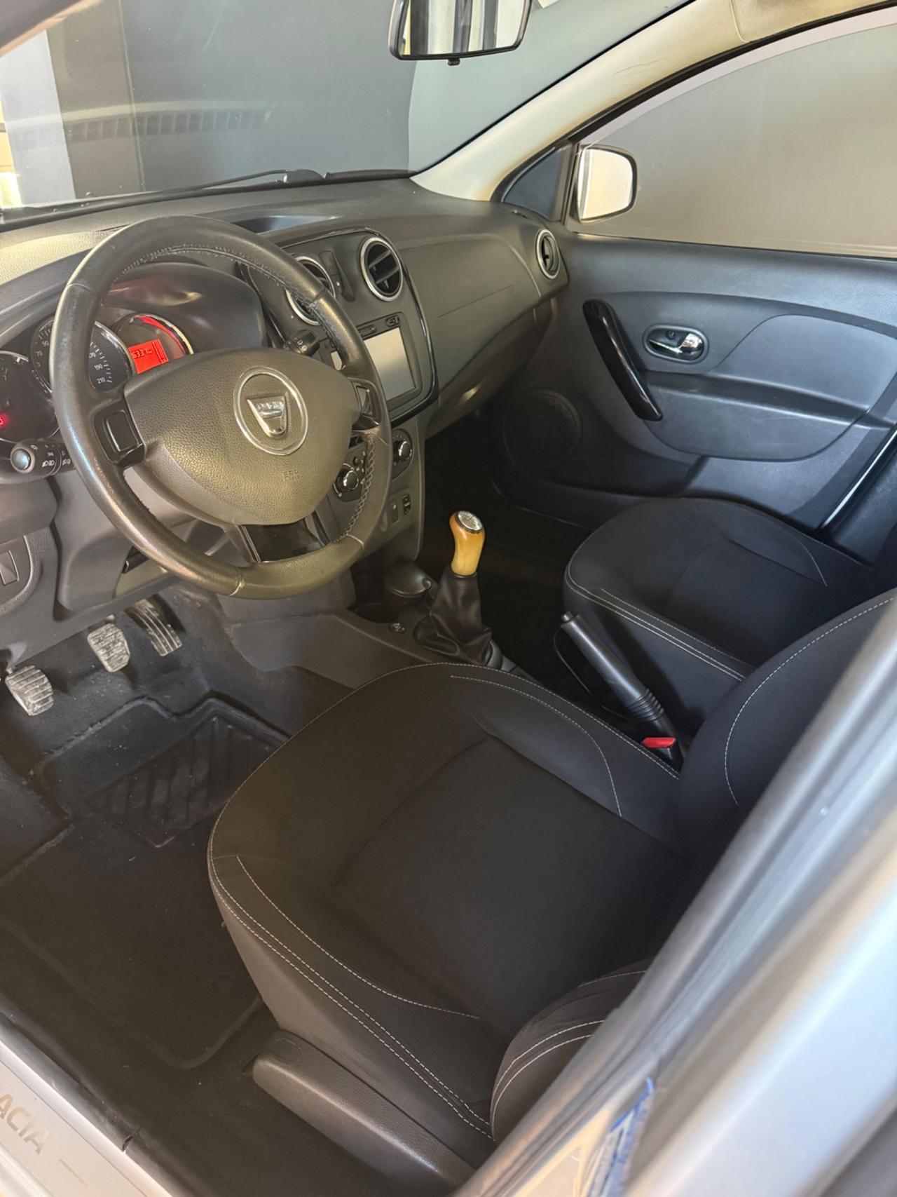 Dacia Sandero 1.2 GPL 75CV Lauréate