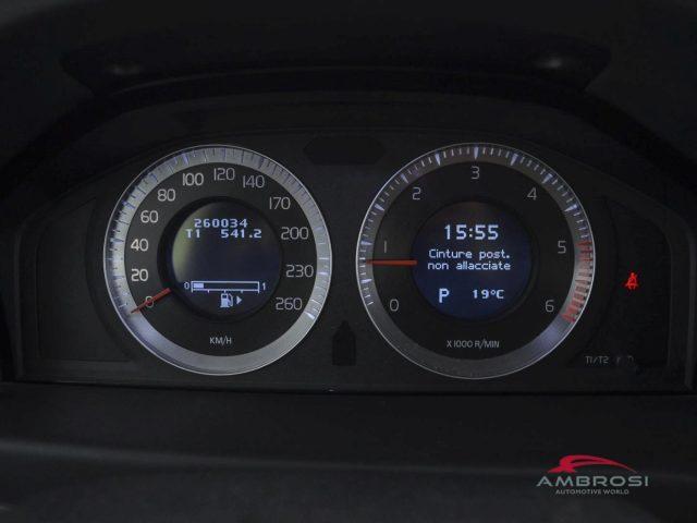 VOLVO XC70 2.4 D5 20V (185CV) cat AWD Kinetic - PER OPERATORI