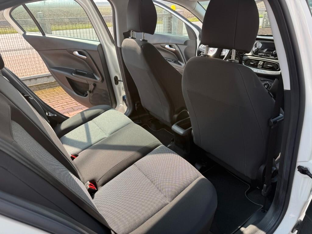 Fiat Tipo 1.3 Mjt S&S 5 porte Easy