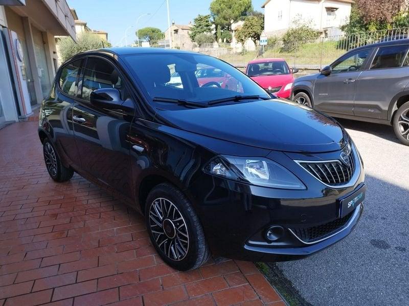 Lancia Ypsilon 1.0 FireFly 5 porte S&S Hybrid Platino