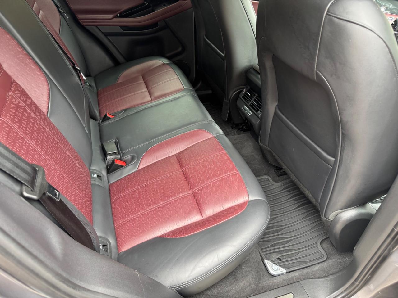 Land Rover Range Rover Evoque 2.0D I4 163 CV R-Dynamic