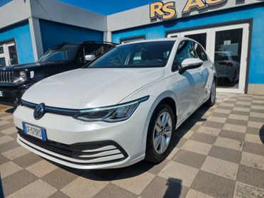 Volkswagen Golf 8 1.0 eTSI 110cv EVO DSG Life