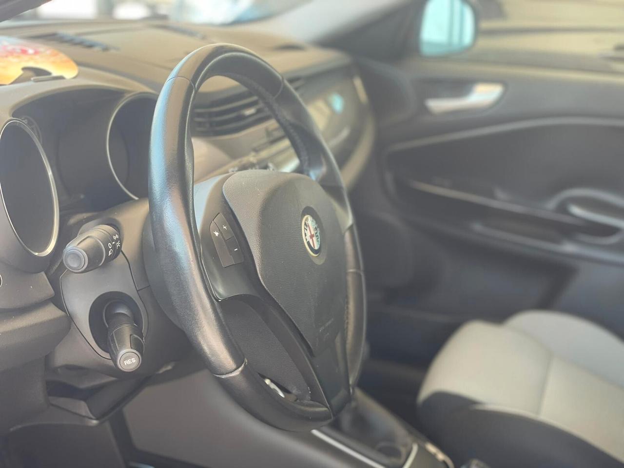 Alfa Romeo Giulietta 1.6 JTDm-2 105 CV Exclusive