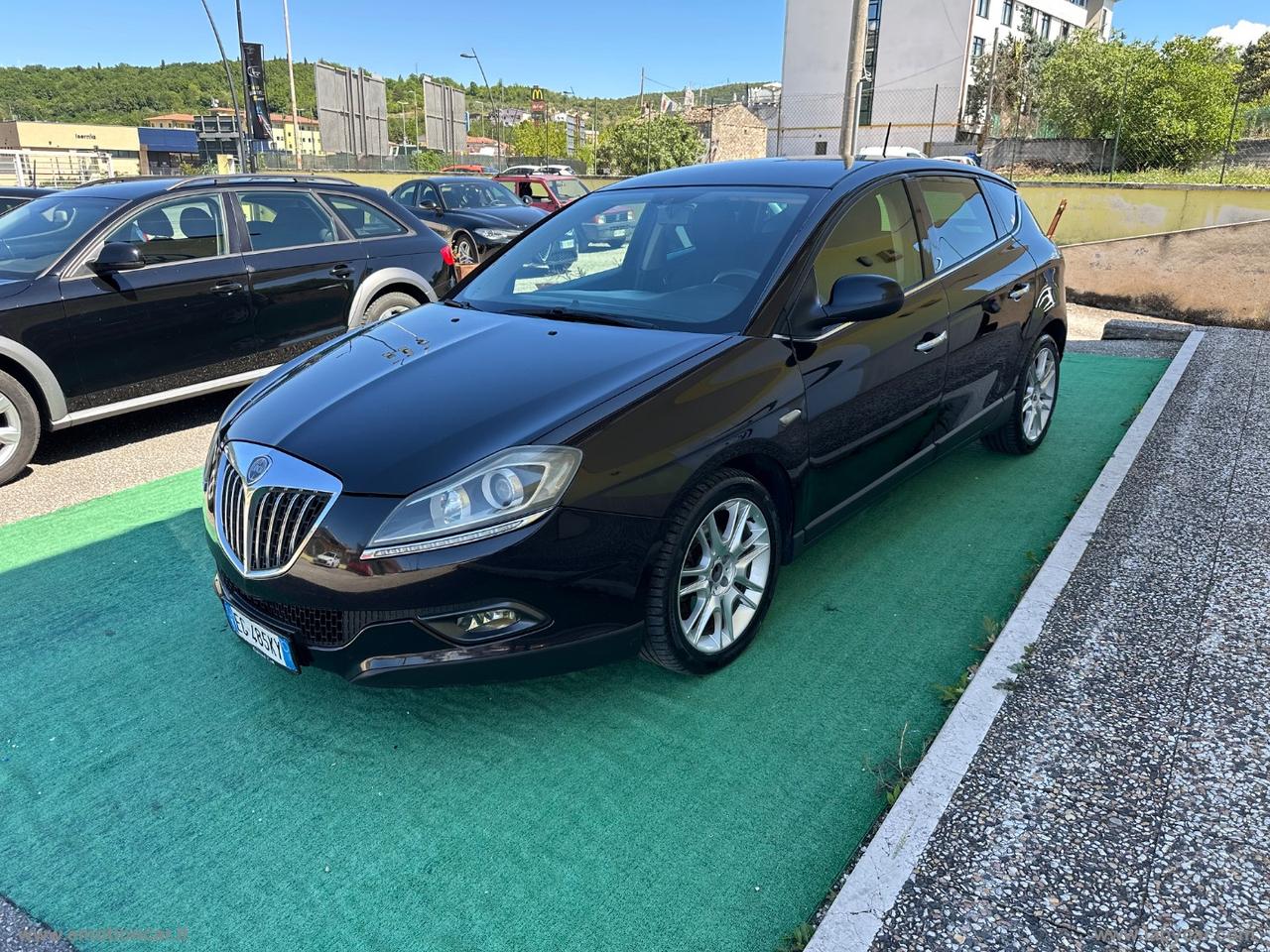 LANCIA Delta 1.6 MJT Platino - 2011