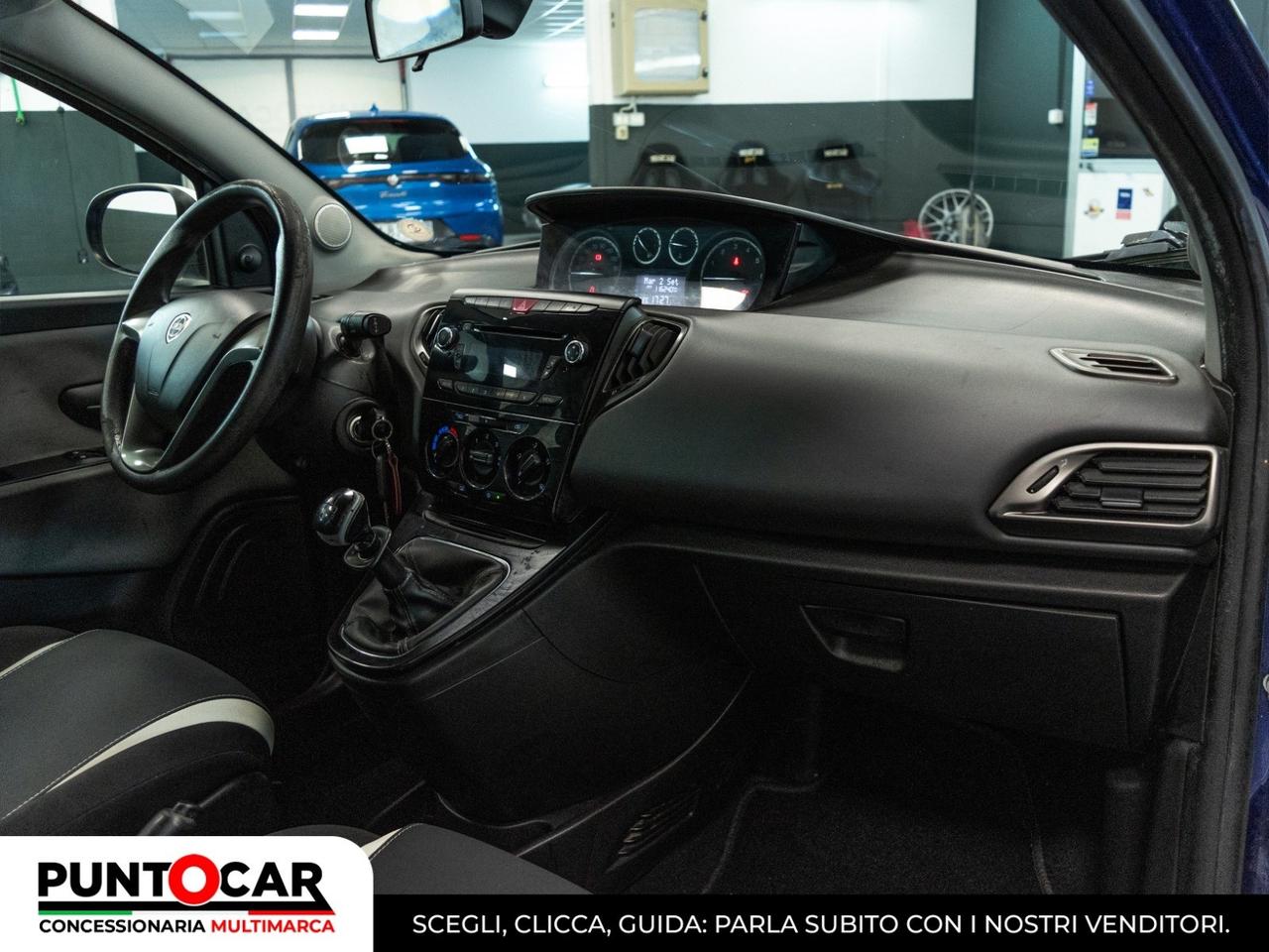 Lancia Ypsilon 1.2 69 CV 5 porte Elefantino