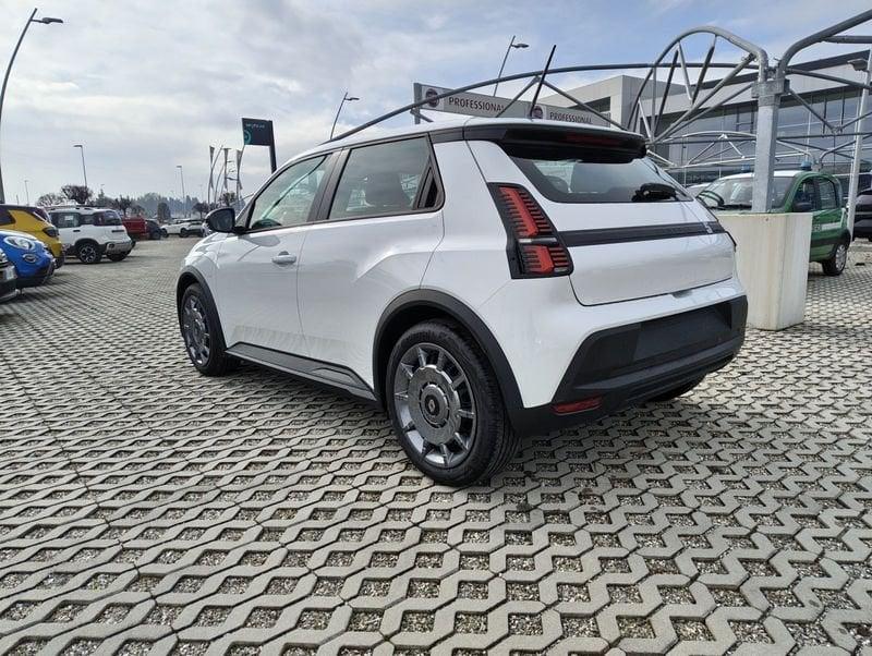 Renault 5 Renault E-Tech Evolution urban range 120cv