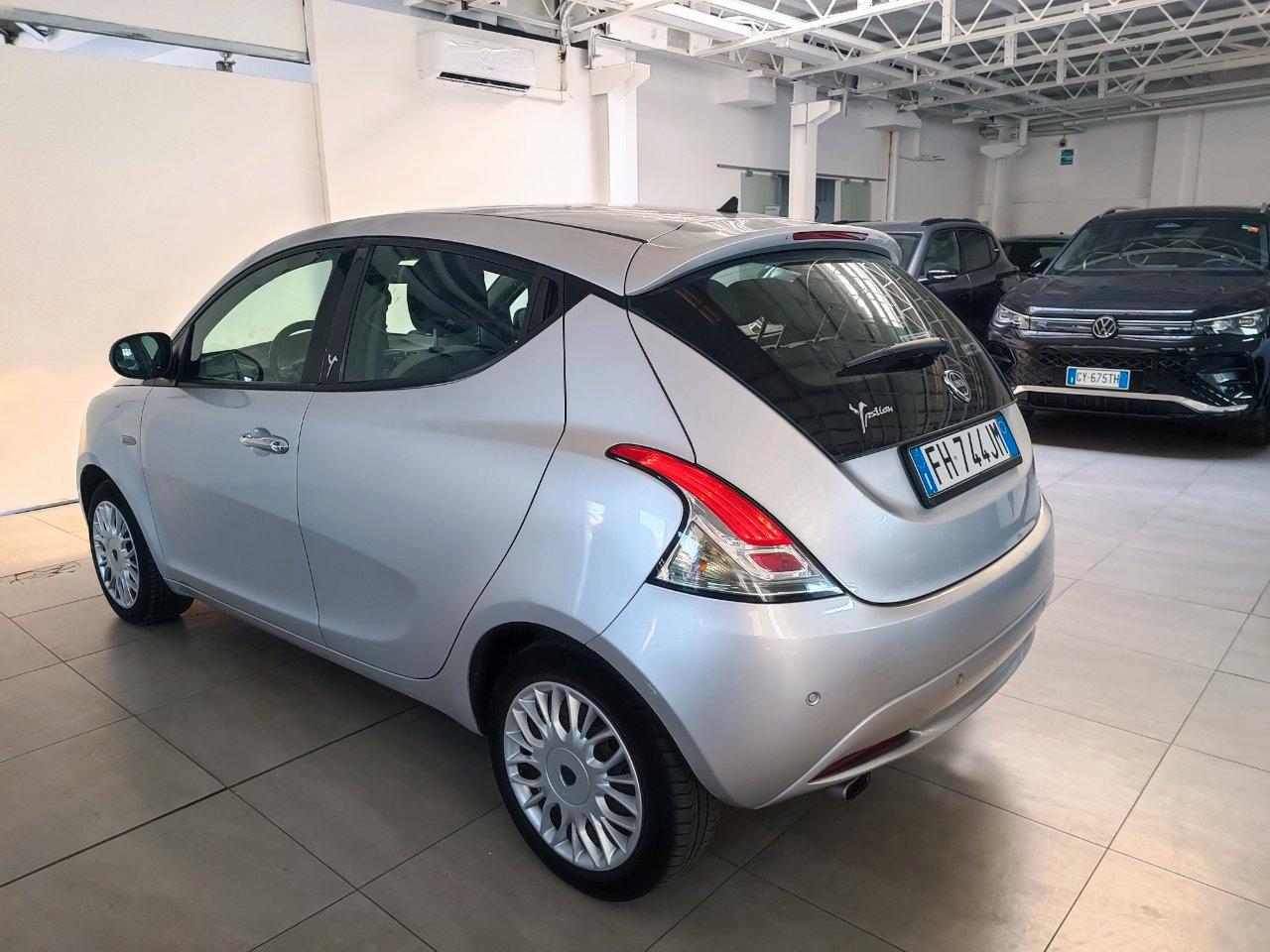 Lancia Ypsilon 5 Porte Ypsilon 1.2 Gold 69cv
