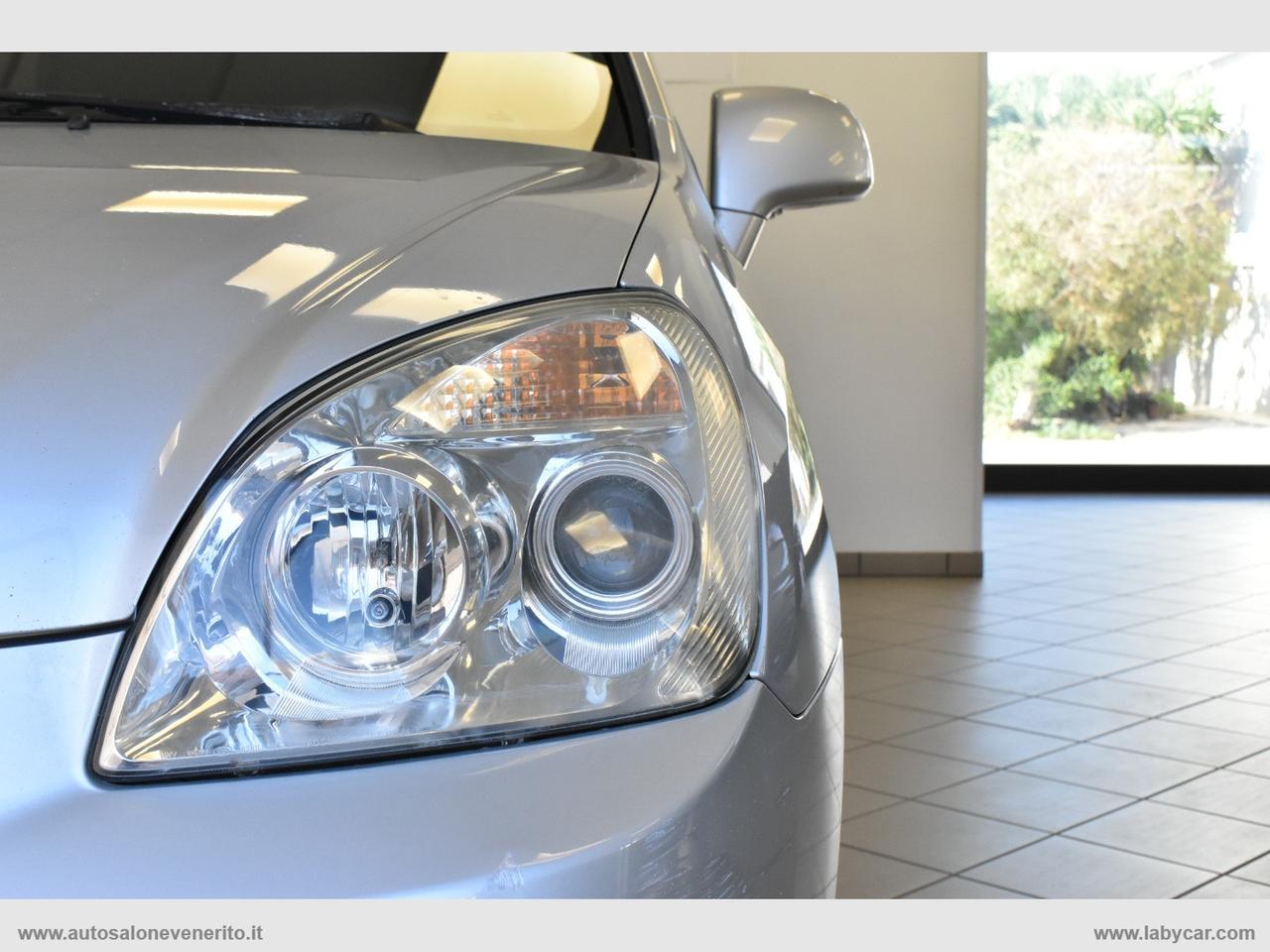 KIA Carens 2.0 16V CRDi VGT EX Class