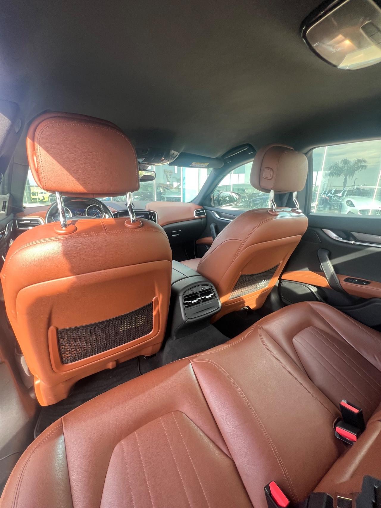 Maserati Ghibli 3.0 V6 ds Granlusso 250cv