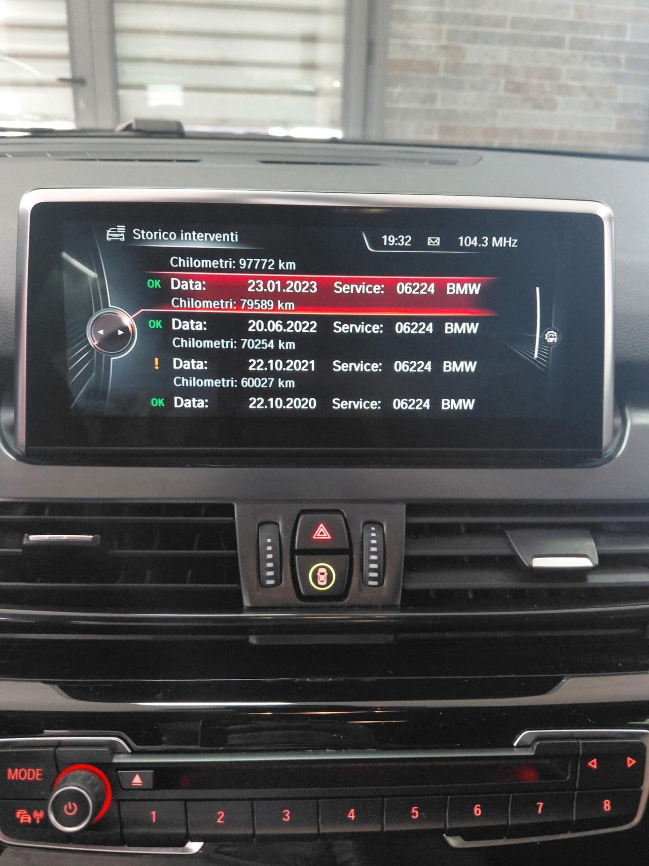 Bmw 2er Active Tourer 218d xDrive Advantage