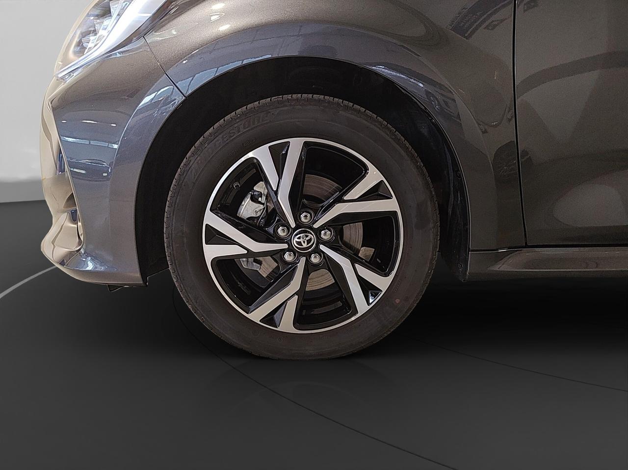 Toyota Yaris 1.5 Hybrid 5 porte Trend