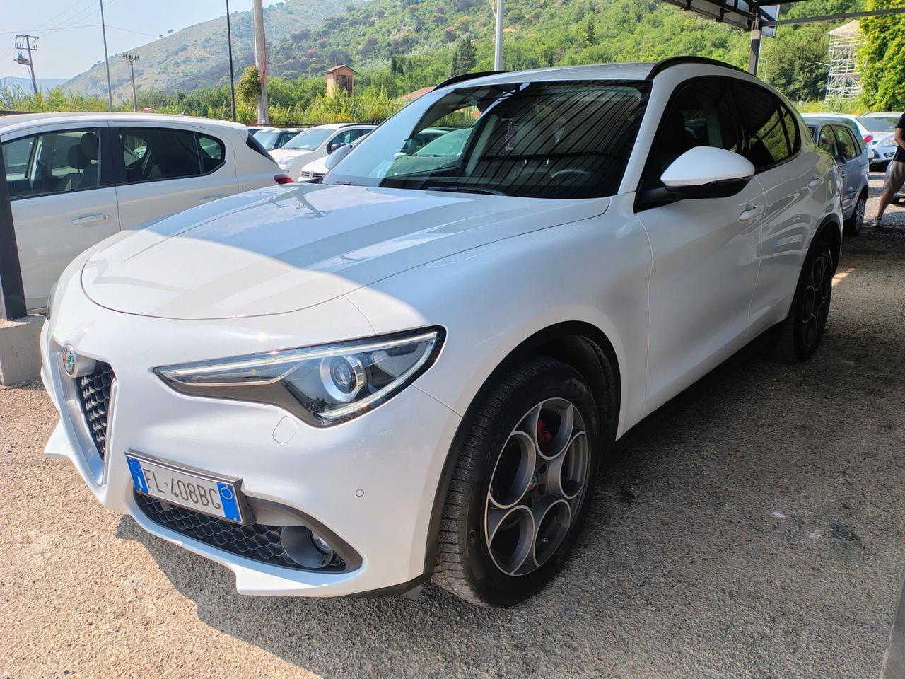 Alfa Romeo Stelvio 2.2 Turbodiesel 210 CV AT8 Q4 Super